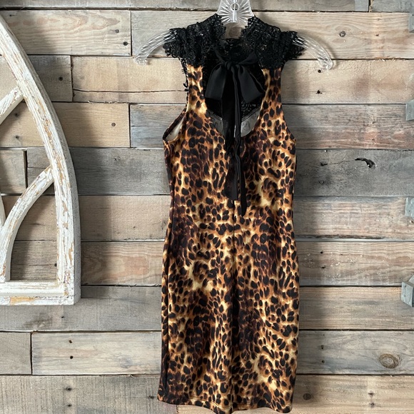 Cheetah Print Lace Dress - Picture 6 of 8